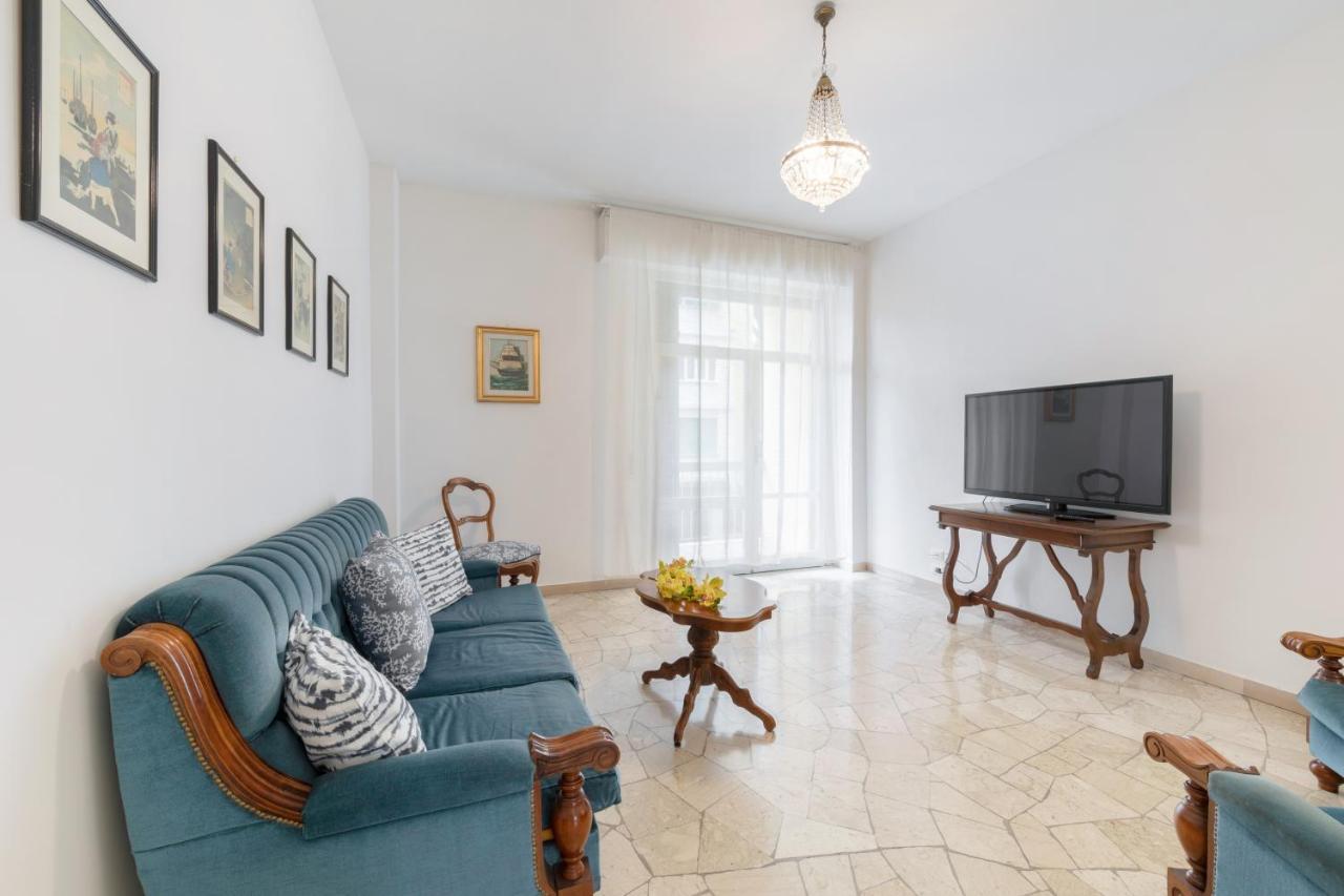 Il Salotto Blu - Appartamento Con Parcheggio Florence Luaran gambar