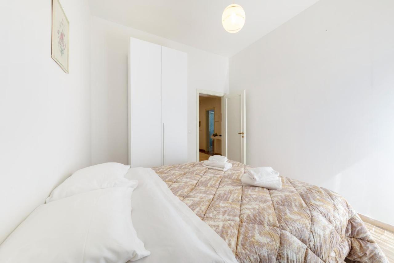 Il Salotto Blu - Appartamento Con Parcheggio Florence Luaran gambar