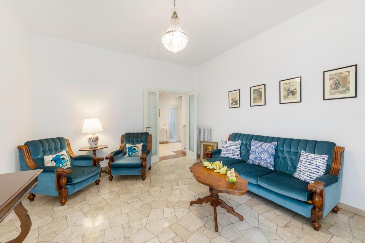 Il Salotto Blu - Appartamento Con Parcheggio Florence Luaran gambar