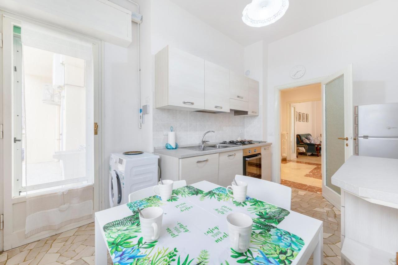 Il Salotto Blu - Appartamento Con Parcheggio Florence Luaran gambar