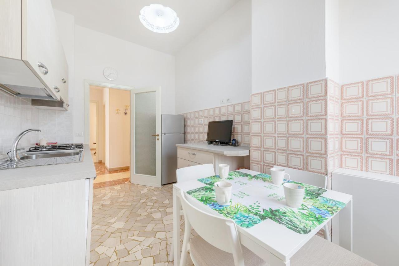 Il Salotto Blu - Appartamento Con Parcheggio Florence Luaran gambar