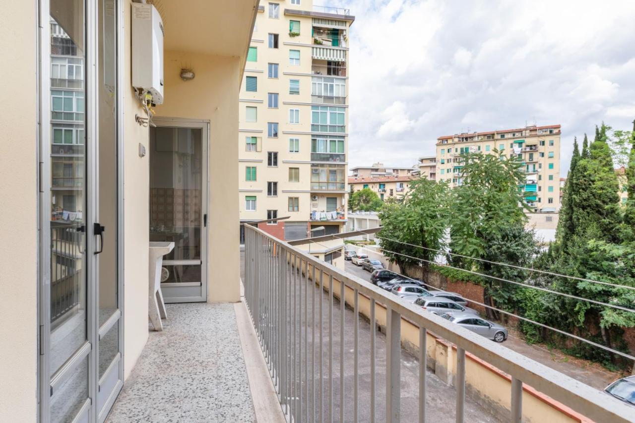 Il Salotto Blu - Appartamento Con Parcheggio Florence Luaran gambar